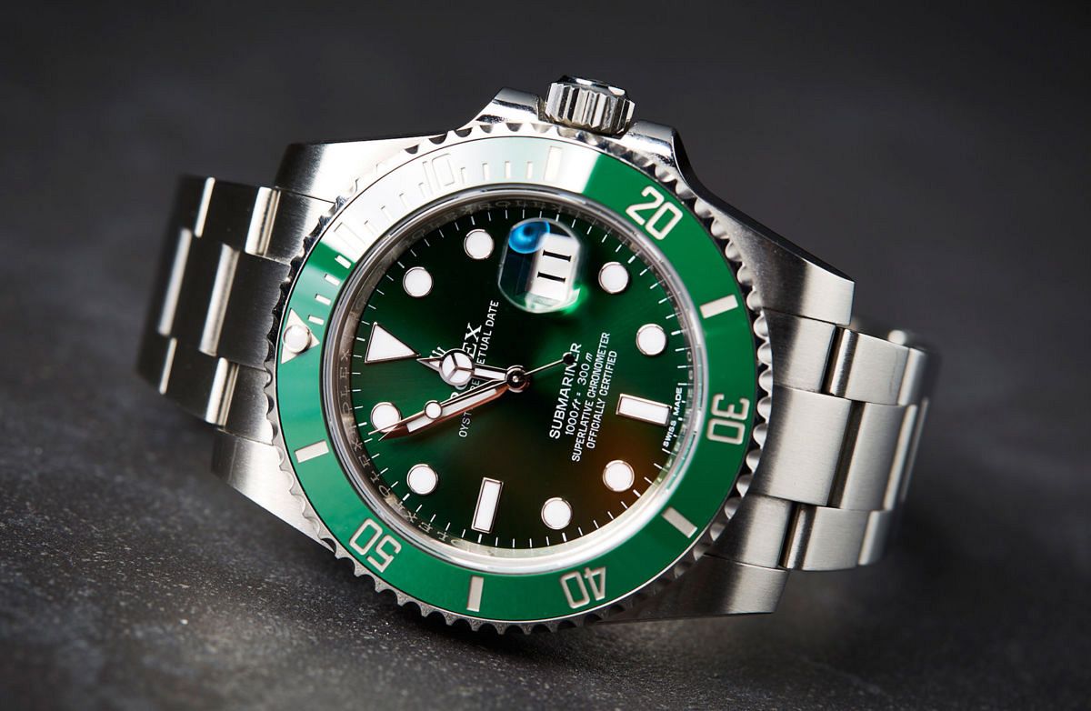 Rolex-Submariner-Hulk-116610LV-2-600x3912x